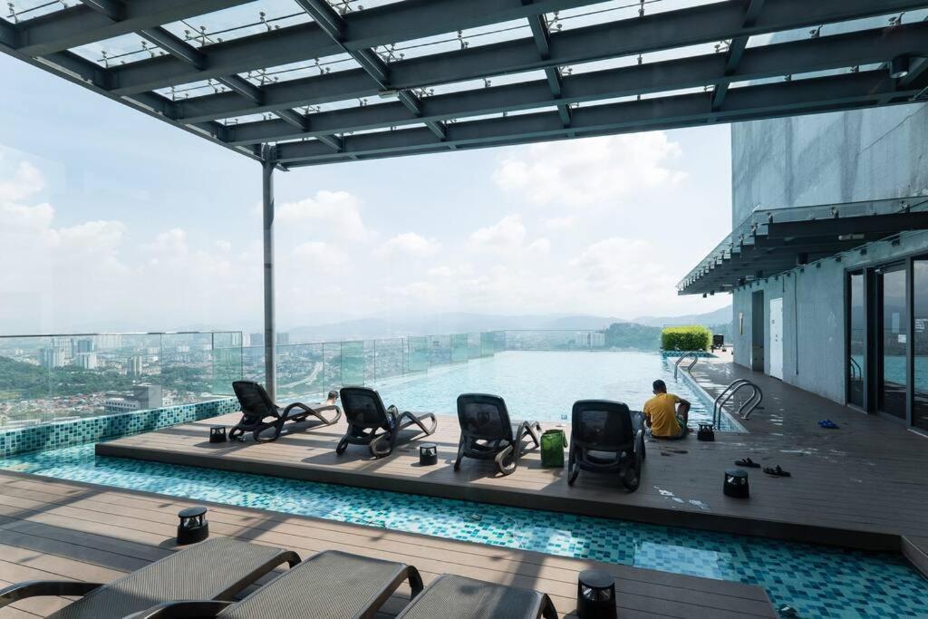 Eko Cheras 3 Pax By Feel Above Mall *