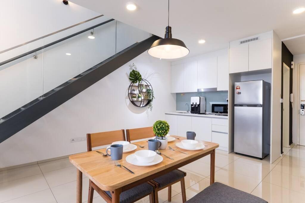 Apartment Eko Cheras 3 Pax By Feel Above Mall