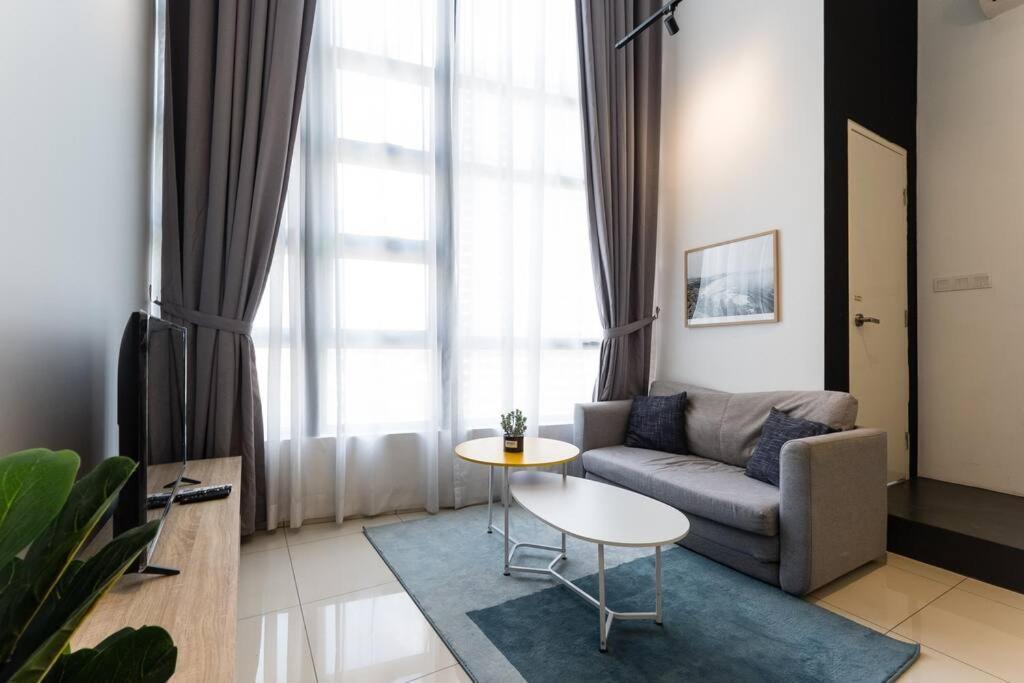 Apartment Eko Cheras 3 Pax By Feel Above Mall *
