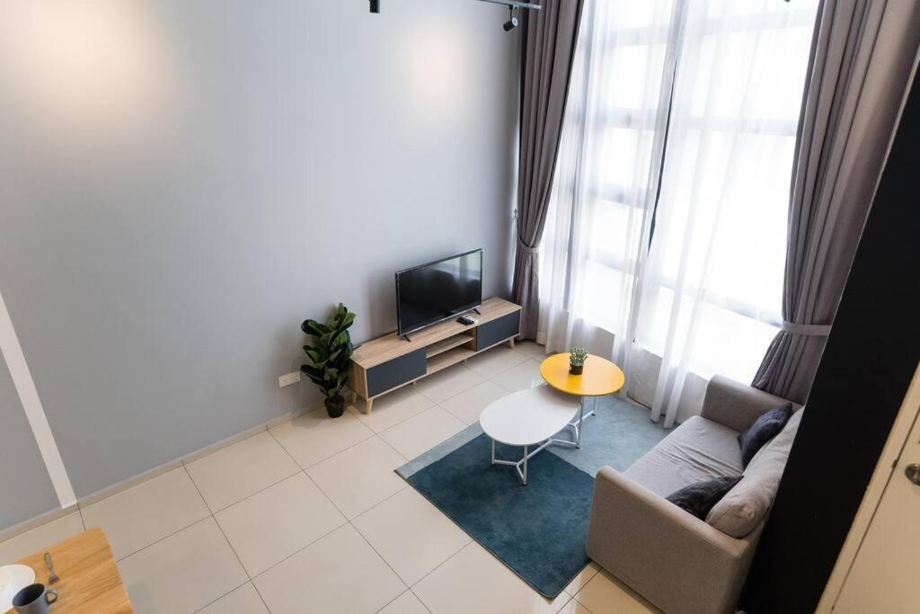 Eko Cheras 3 Pax By Feel Above Mall * Kuala Lumpur