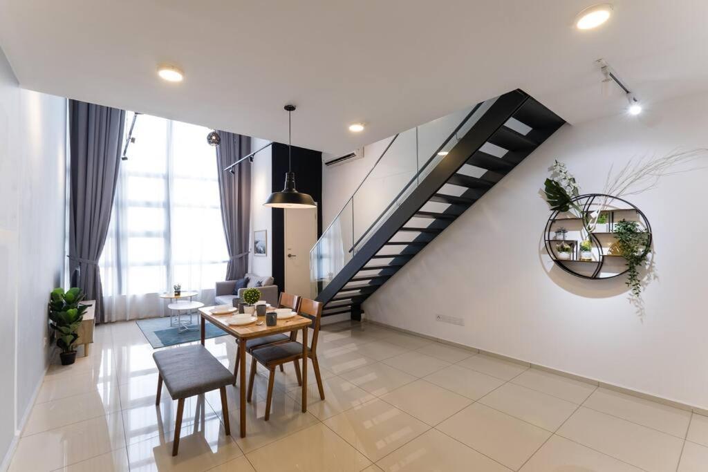 Eko Cheras 3 Pax By Feel Above Mall Apartment