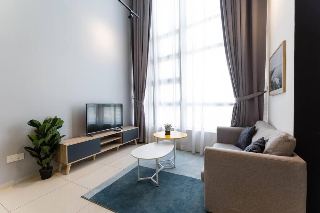 Eko Cheras 3 Pax By Feel Above Mall Apartment